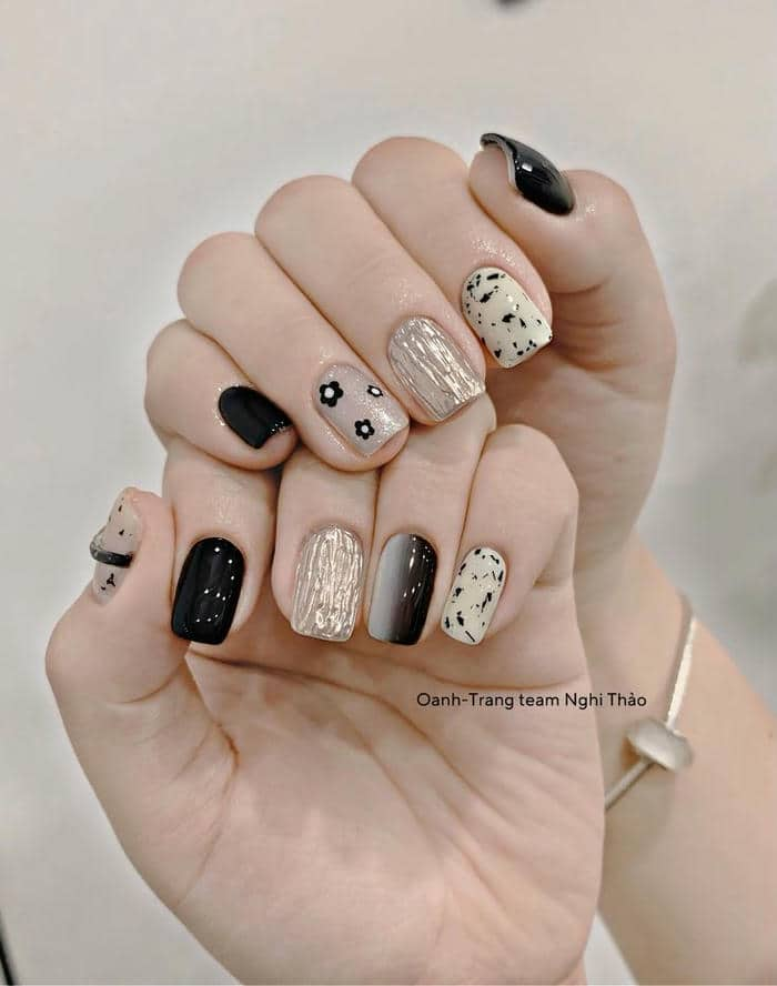 mẫu nail ngắn đơn giản