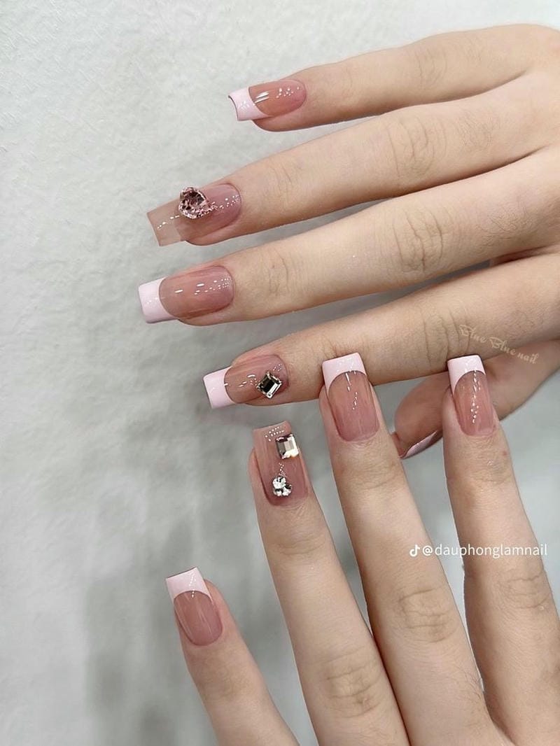 mẫu nail sơn thạch đơn giản