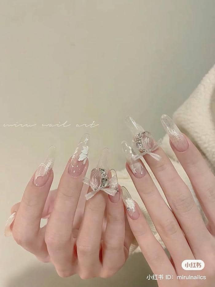 nail tròn nhọn tráng gương đính đá