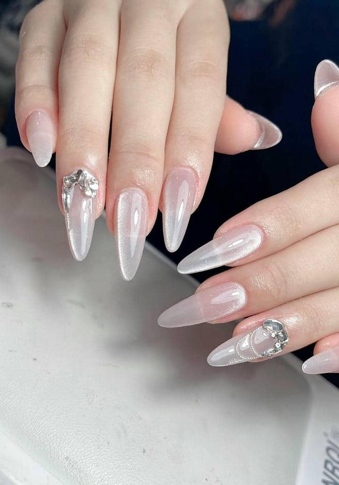 nail nhọn màu xanh neon