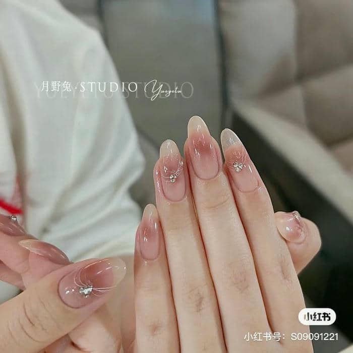 mẫu nail đẹp màu hồng