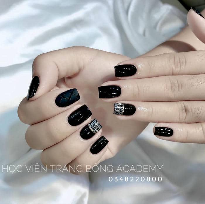 nail caro đen trắng