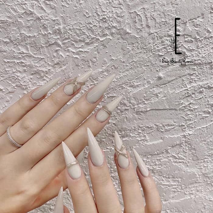 nail nhọn tone pastel