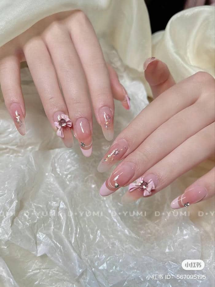 mẫu nail màu hồng dễ thương