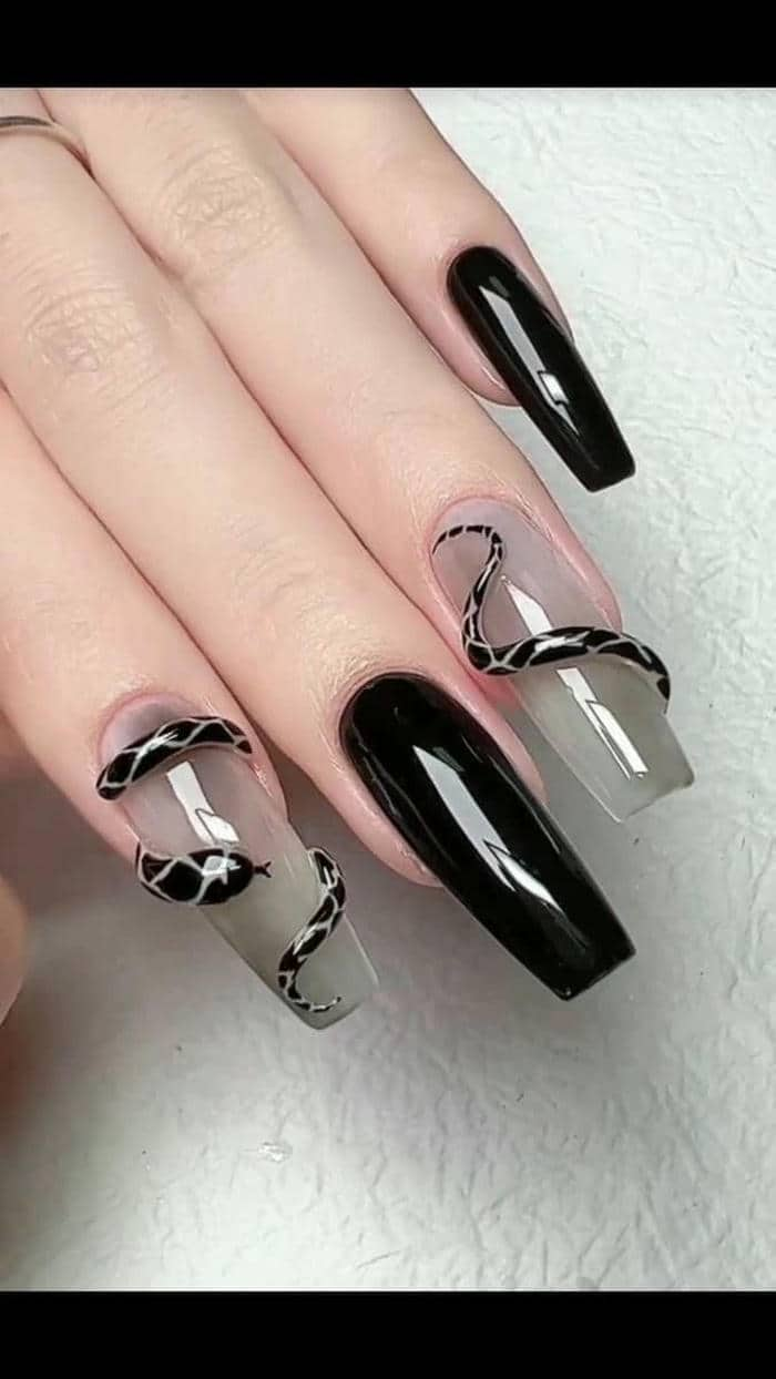 mẫu nail đen nhám