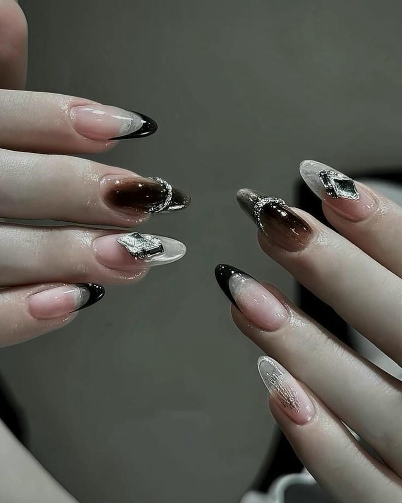 mẫu nail đính đá đẹp đơn giản