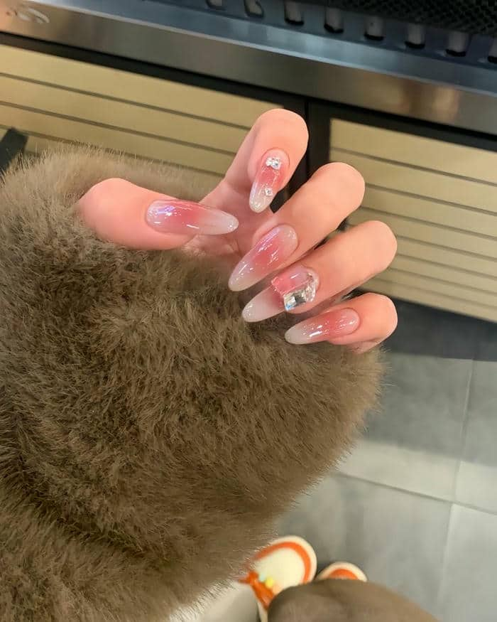 mẫu nail ombre hồng