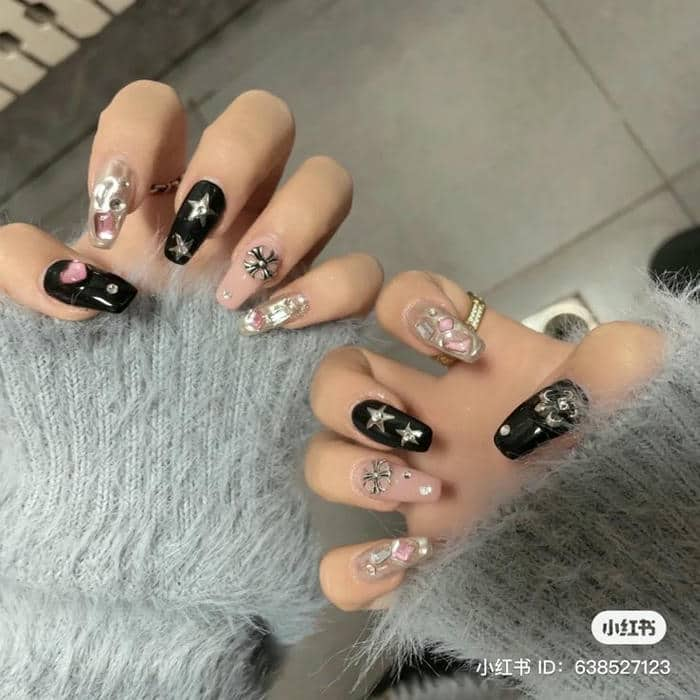 nail tay đen