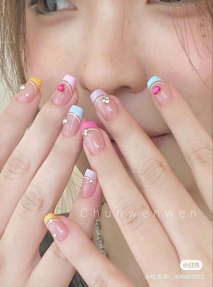 mẫu nail hồng pastel