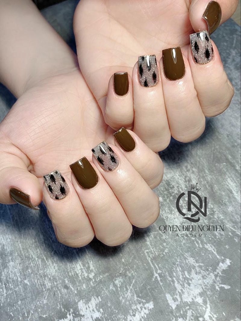 nail nhọn đơn giản