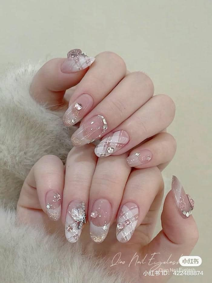 nail móng nhọn đính đá