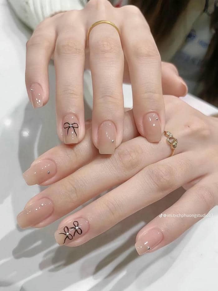 nail ngắn cute