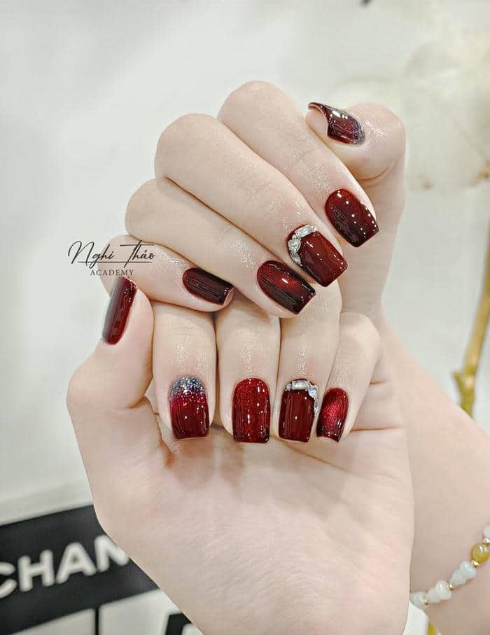 mẫu nail vuông ngắn