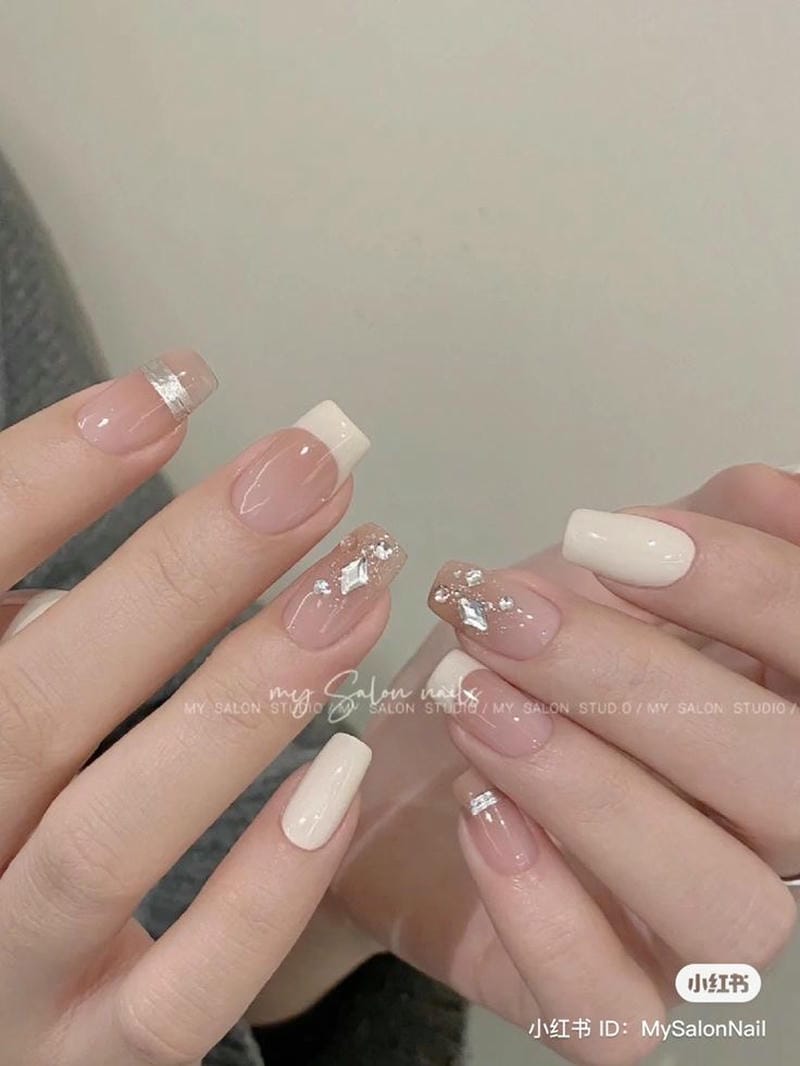 nail thạch hồng french đầu móng đơn giản