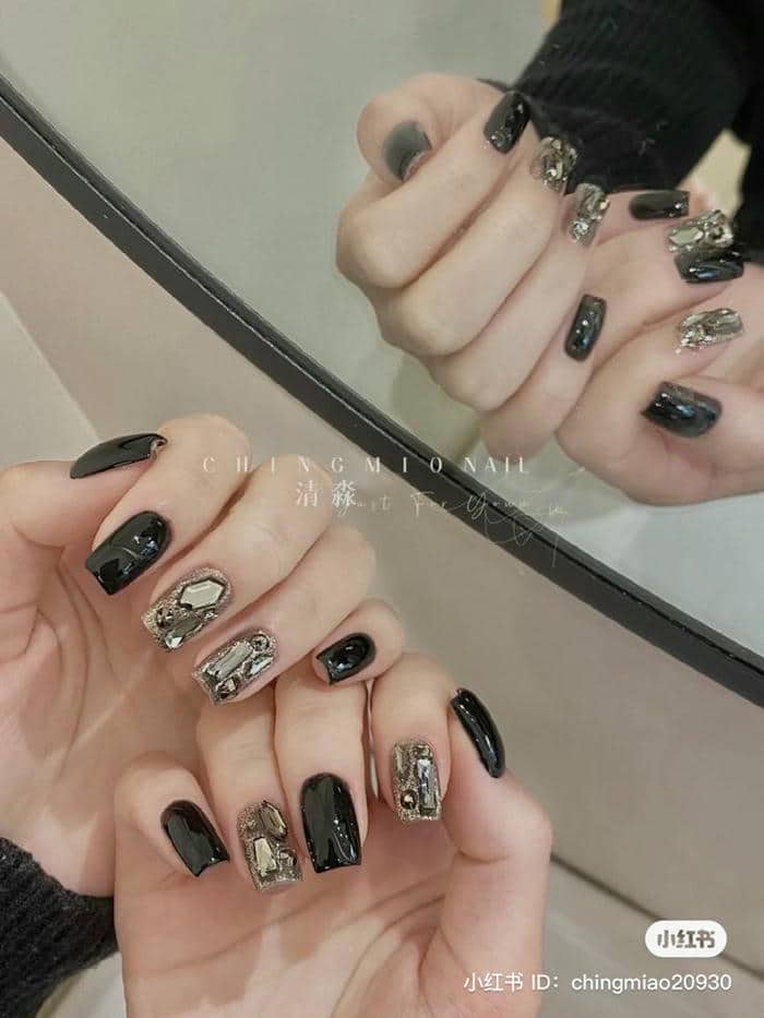 mẫu nail đẹp cho móng tay ngắn